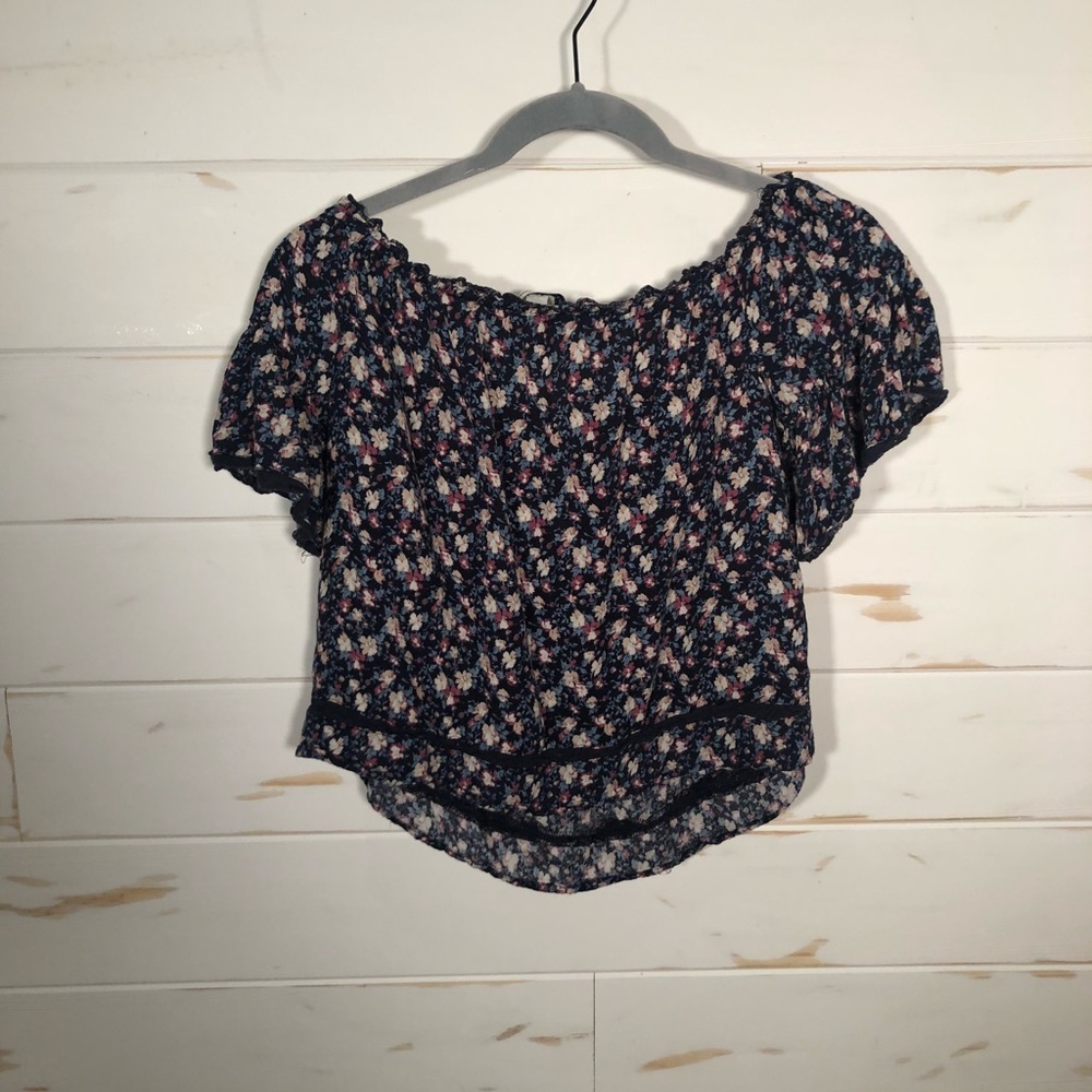 American eagle off the shoulder top - Picture 6 of 6